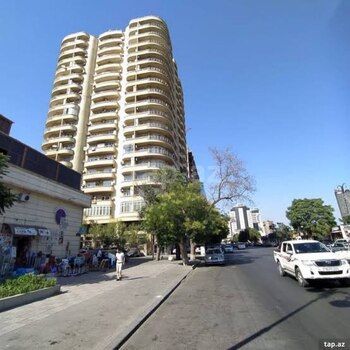 4-otaqlı yeni tikili, Xətai pr., 143 m²