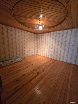Həyət evi, Binə qəs.