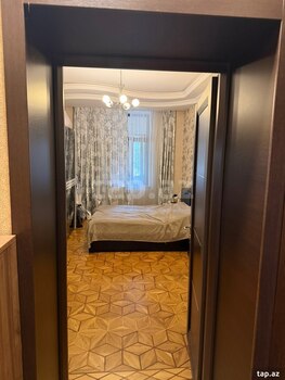 6-otaqlı mənzil, Nərimanov r., 160 m²