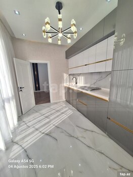 3-otaqlı yeni tikili, 8-ci mkr., 86 m²