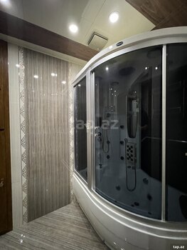 3-otaqlı yeni tikili, S. Rüstəm küç., 168.5 m²