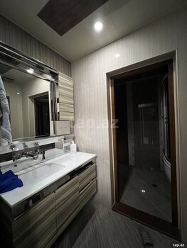 3-otaqlı yeni tikili, S. Rüstəm küç., 168.5 m²