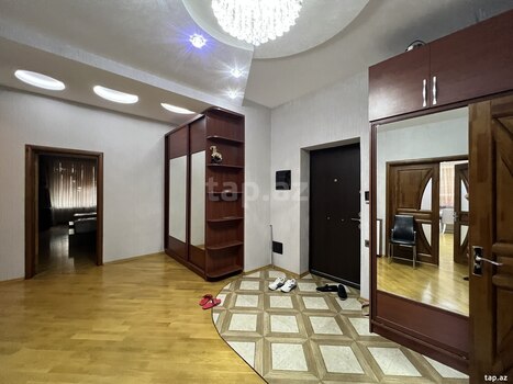 3-otaqlı yeni tikili, S. Rüstəm küç., 168.5 m²