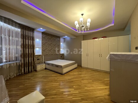3-otaqlı yeni tikili, S. Rüstəm küç., 168.5 m²