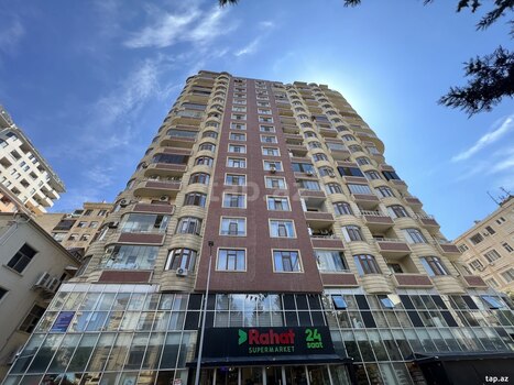 3-otaqlı yeni tikili, S. Rüstəm küç., 168.5 m²