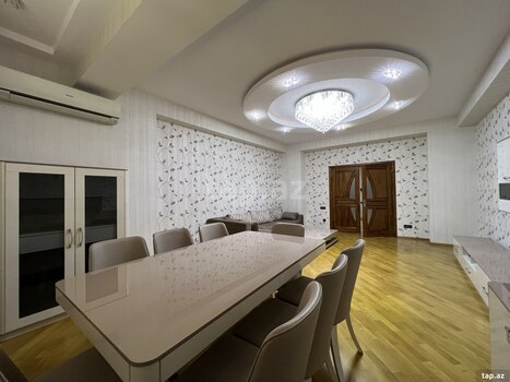 3-otaqlı yeni tikili, S. Rüstəm küç., 168.5 m²