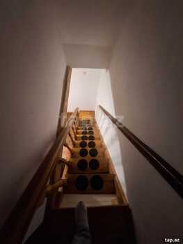 3-otaqlı mənzil, U.Bünyadzadə küç.12, 60 m²
