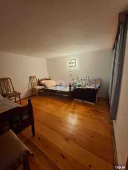 3-otaqlı mənzil, U.Bünyadzadə küç.12, 60 m²