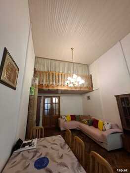3-otaqlı mənzil, U.Bünyadzadə küç.12, 60 m²