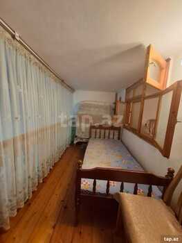 3-otaqlı mənzil, U.Bünyadzadə küç.12, 60 m²