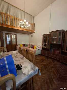 3-otaqlı mənzil, U.Bünyadzadə küç.12, 60 m²