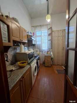 3-otaqlı mənzil, U.Bünyadzadə küç.12, 60 m²