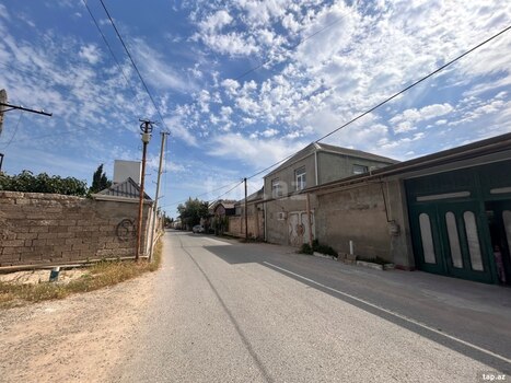 Həyət evi, Binə qəs.
