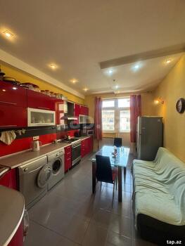 4-otaqlı yeni tikili, H.B.Zərdabi pr.84., 185 m²