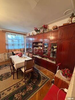 4-otaqlı mənzil, Binəqədi r., 104 m²