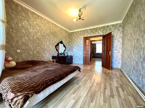 4-otaqlı mənzil, C.Naxçıvanski küç., 100 m²