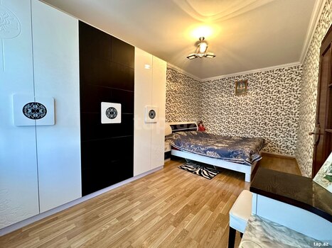 4-otaqlı mənzil, C.Naxçıvanski küç., 100 m²