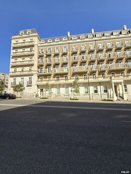 Ofis, Ağ Şəhər.