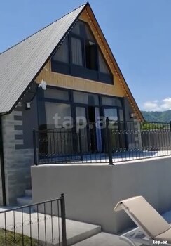 Villa, Quba r.
