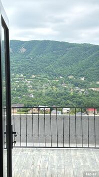 Villa, Quba r.