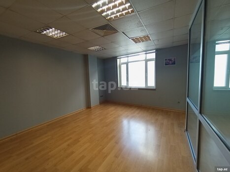 Ofis icarəyə verilir, Ə. Rəcəbli küç.