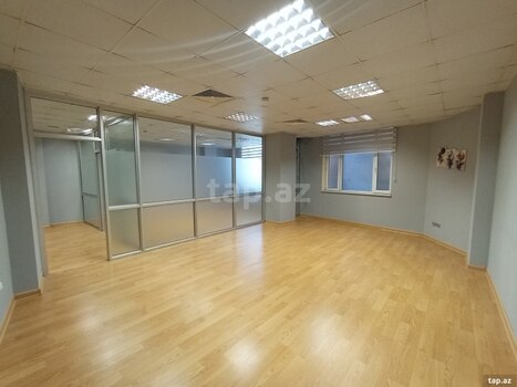 Ofis icarəyə verilir, Ə. Rəcəbli küç.