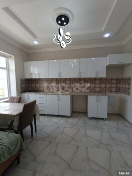 Həyət evi, Heydər Əliyev küç.