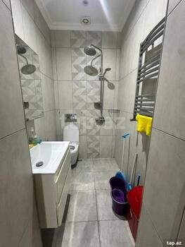 3-otaqlı mənzil, Bakıxanov küç., 92 m²
