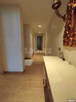 4-otaqlı yeni tikili kirayə verilir, Neftçilər pr., 200 m²