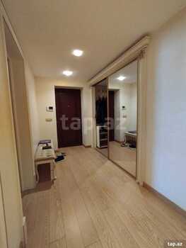 4-otaqlı yeni tikili kirayə verilir, Neftçilər pr., 200 m²