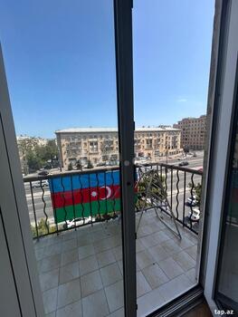 3-otaqlı mənzil, Faiq Yusifov küç., 80 m²