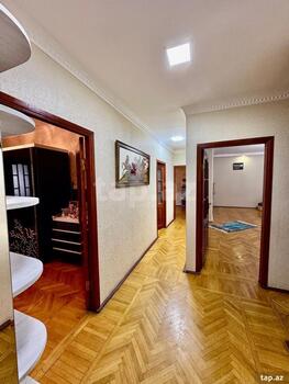 4-otaqlı mənzil, Yeni Yasamal qəs., 110 m²
