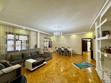 4-otaqlı mənzil, Yeni Yasamal qəs., 110 m²