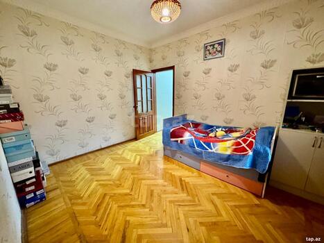 4-otaqlı mənzil, Yeni Yasamal qəs., 110 m²