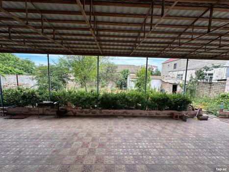 Bağ evi, Məktəbli küç.,ev 62F