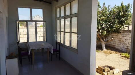 Bağ evi, Pirşağı qəs.