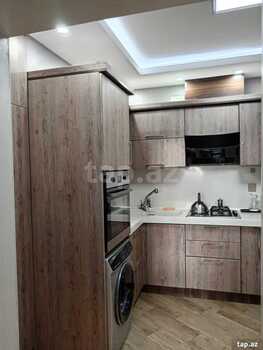 3-otaqlı yeni tikili, Həzi Aslanov m., 130 m²