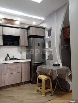 3-otaqlı yeni tikili, Həzi Aslanov m., 130 m²