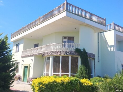 Bağ evi, Şüvəlan qəs.