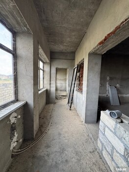 Həyət evi, Adil Camalov küç.