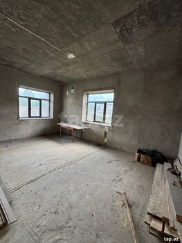 Həyət evi, Adil Camalov küç.