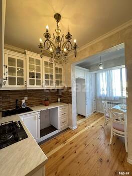2-otaqlı mənzil kirayə verilir, Məzahir Rüstəmov küç., 60 m²