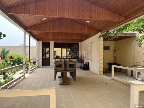 Həyət evi, Saray qəs.