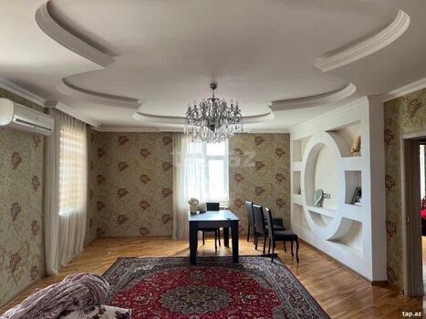 Həyət evi, Saray qəs.