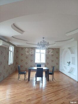 Həyət evi, Saray qəs.