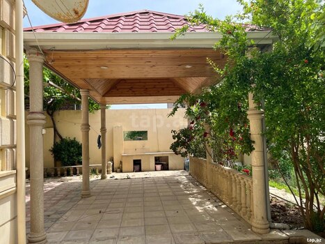 Həyət evi, Saray qəs.
