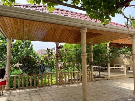 Həyət evi, Saray qəs.