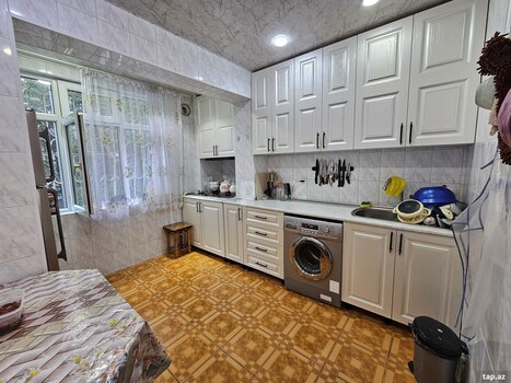 4-otaqlı mənzil, Ş. Məmmədova küç., 120 m²