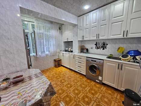 4-otaqlı mənzil, 8 Mkr., 120 m²
