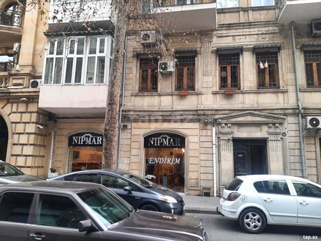 4-otaqlı mənzil kirayə verilir, Z.Əliyeva küç., 175 m²